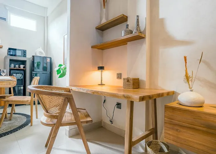 Alaya Homes D - Chic Japandi Loft In スミニャック