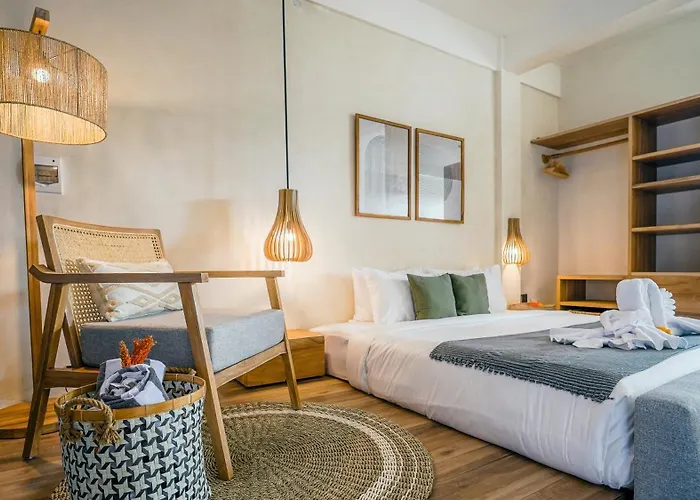アパート Alaya Homes D - Chic Japandi Loft In スミニャック